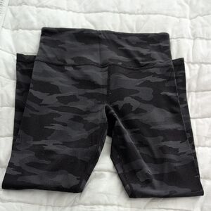 Athleta Elevation Tight 7/8